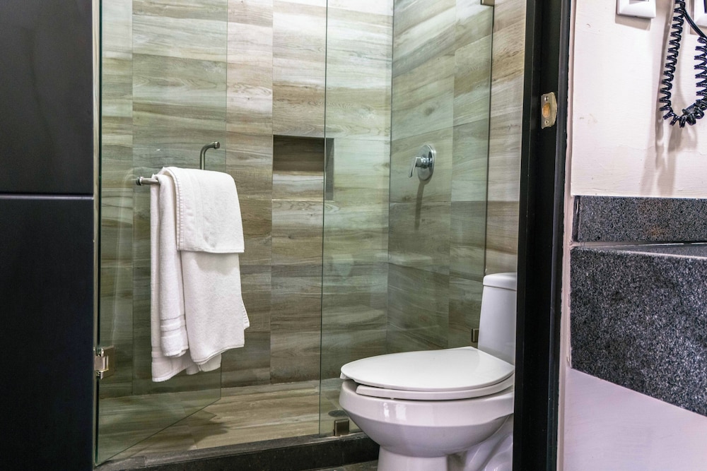 Homesuites Malecon 48/56
