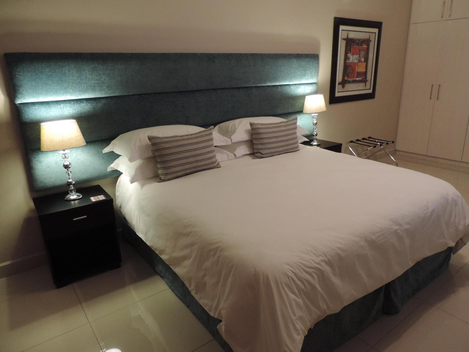 Vredenburg Boutique Lodge 8/32