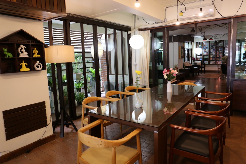Kampaeng Ngam Hotel 33/40