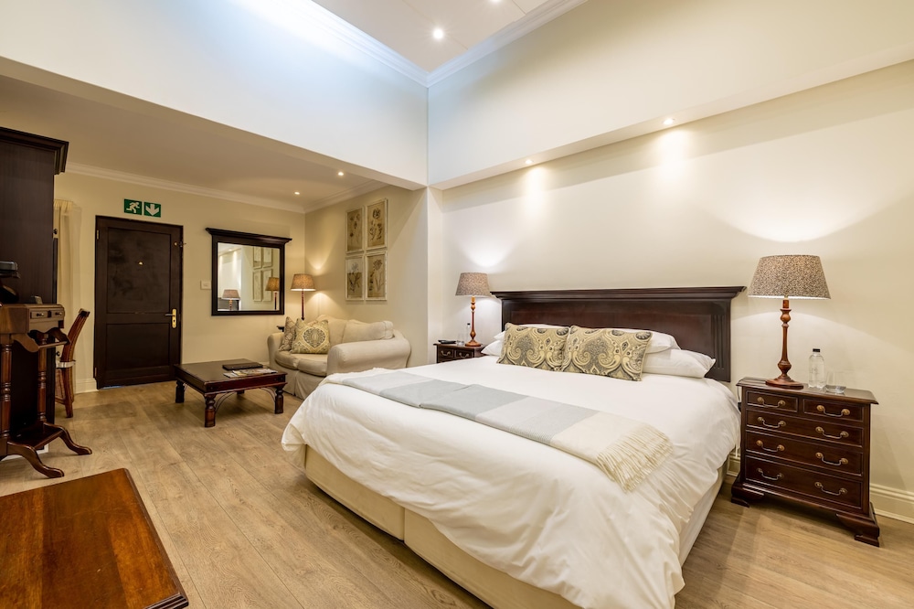 Sheppard Boutique Guesthouse 10/50