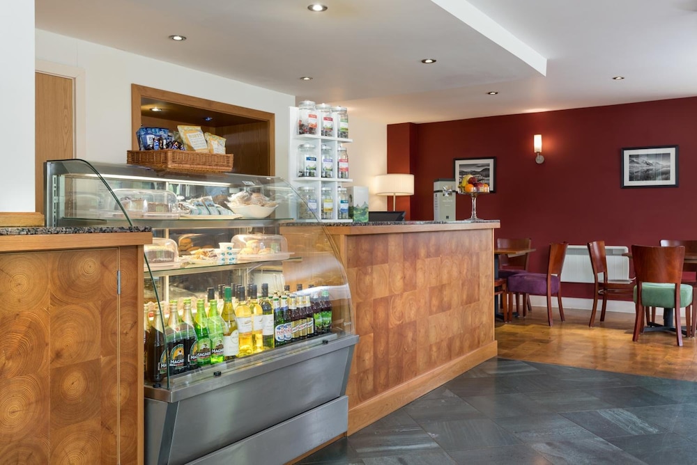 The Lodge In The Vale 4/32