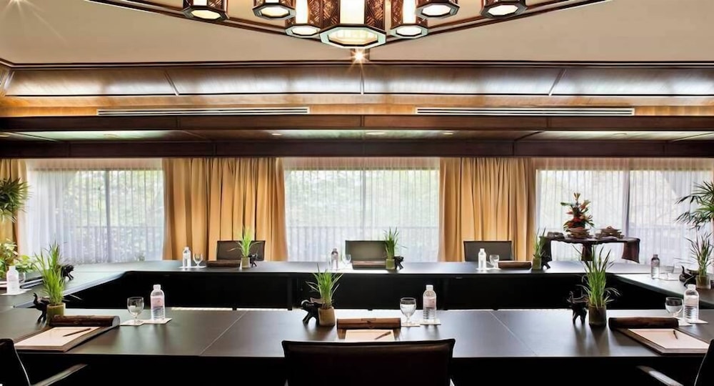 Anantara Golden Triangle Elephant Camp Resort 18/82