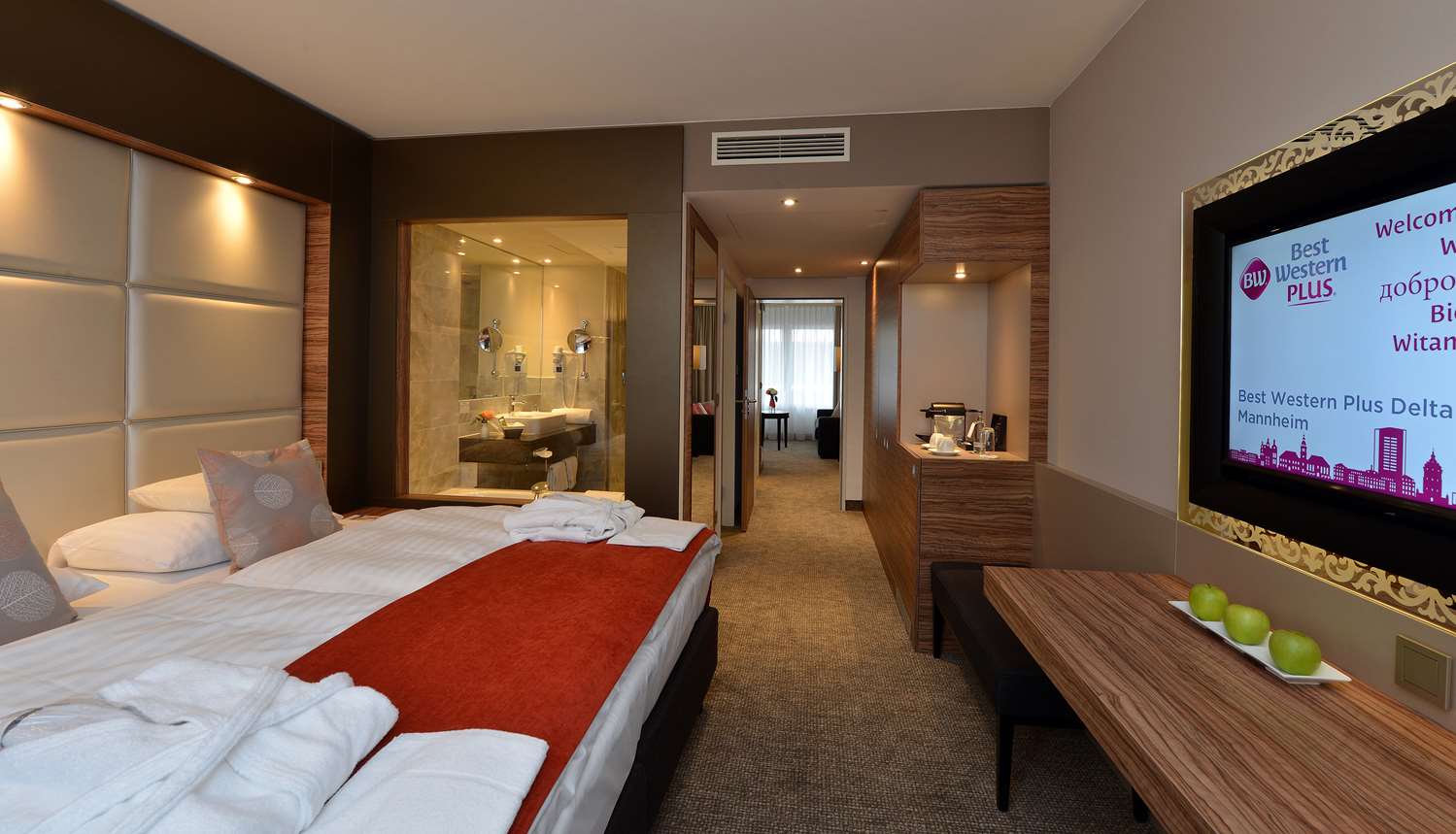 Best Western Plus Delta Park Hotel 7/53