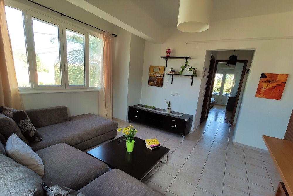 Kostas Apartments 23/48