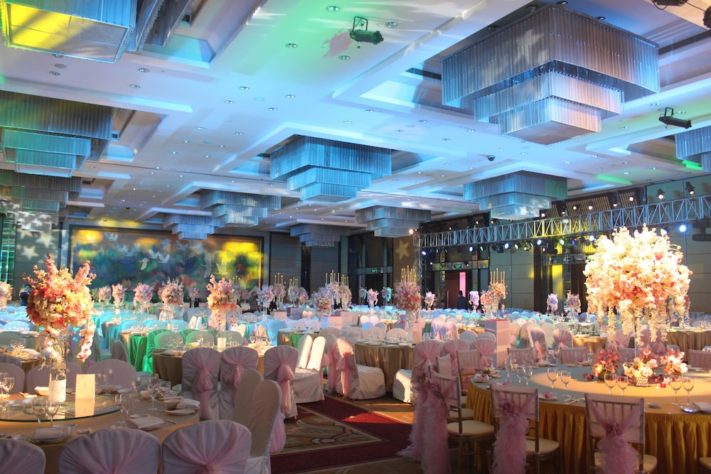 C D Hotel Xiamen 42/50