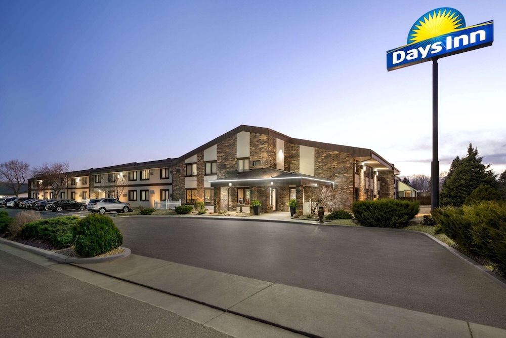 Days Inn by Wyndham Fort Collins 3/75