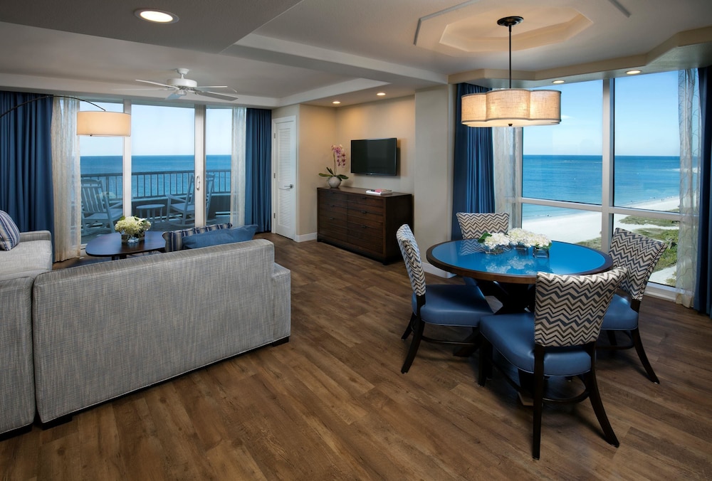 Lido Beach Resort 30/50