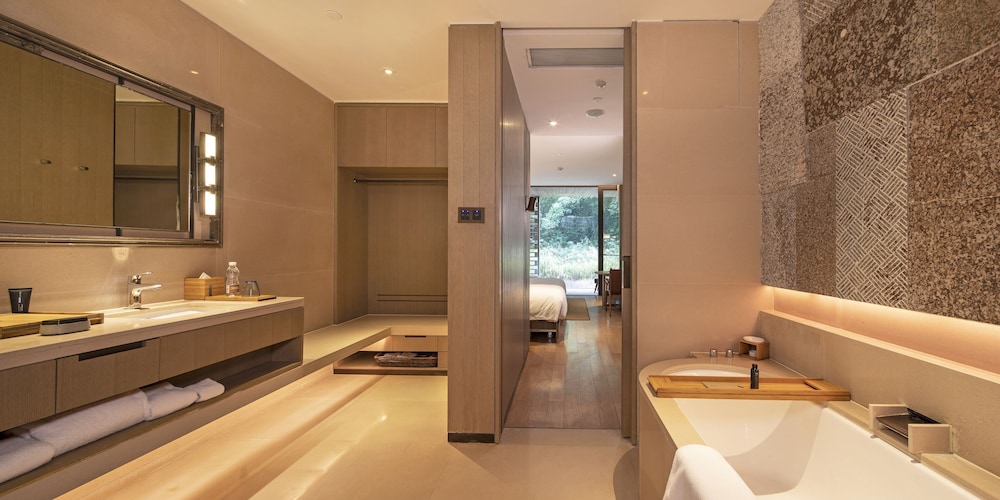 ALILA YANGSHUO 13/65