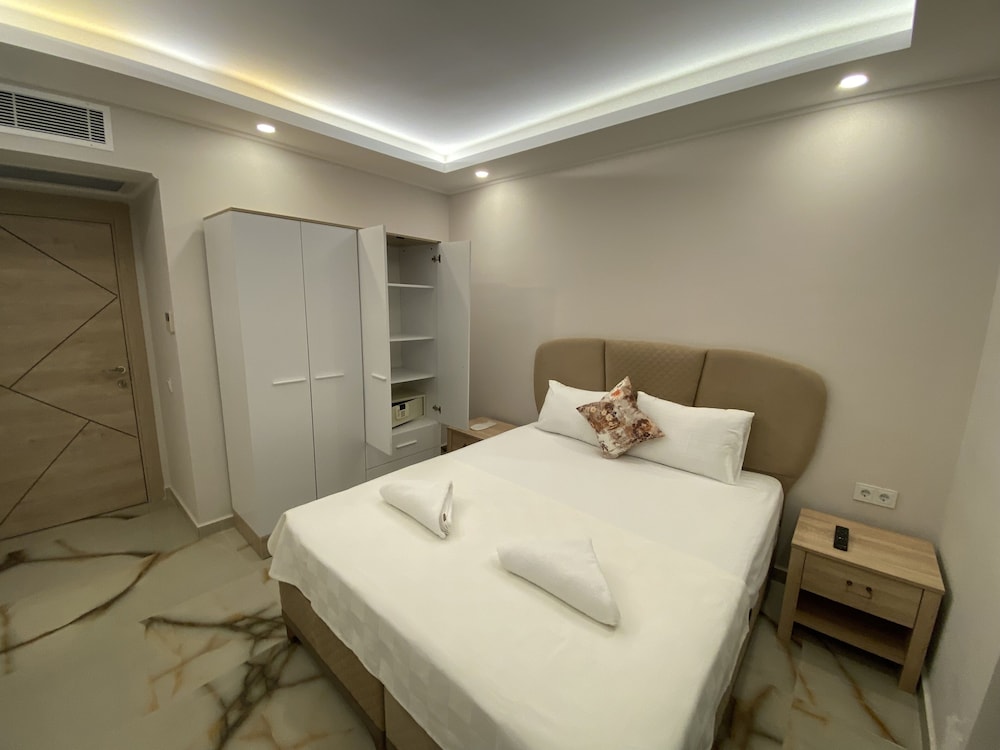 Huma Elite Hotel 5/36
