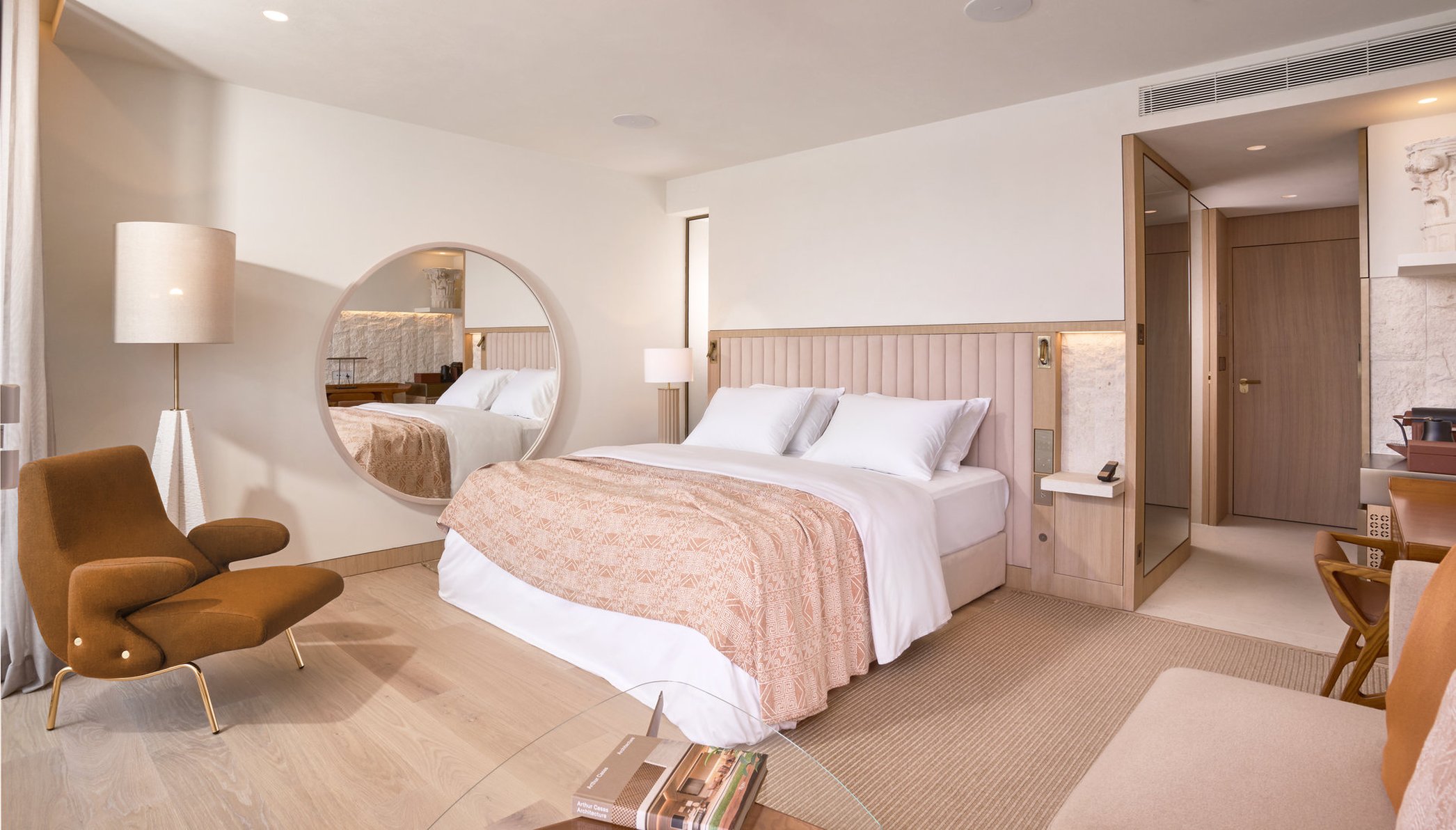 GRAND, DELUXE, SEA VIEW