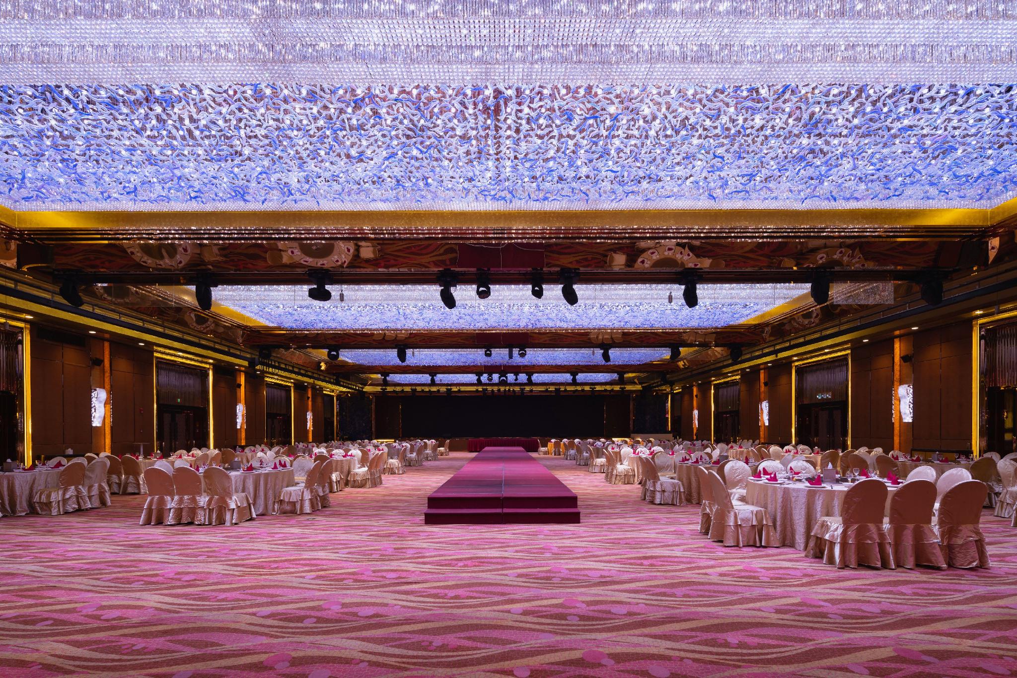 Zhongyang Goldnugget Hotel 22/23