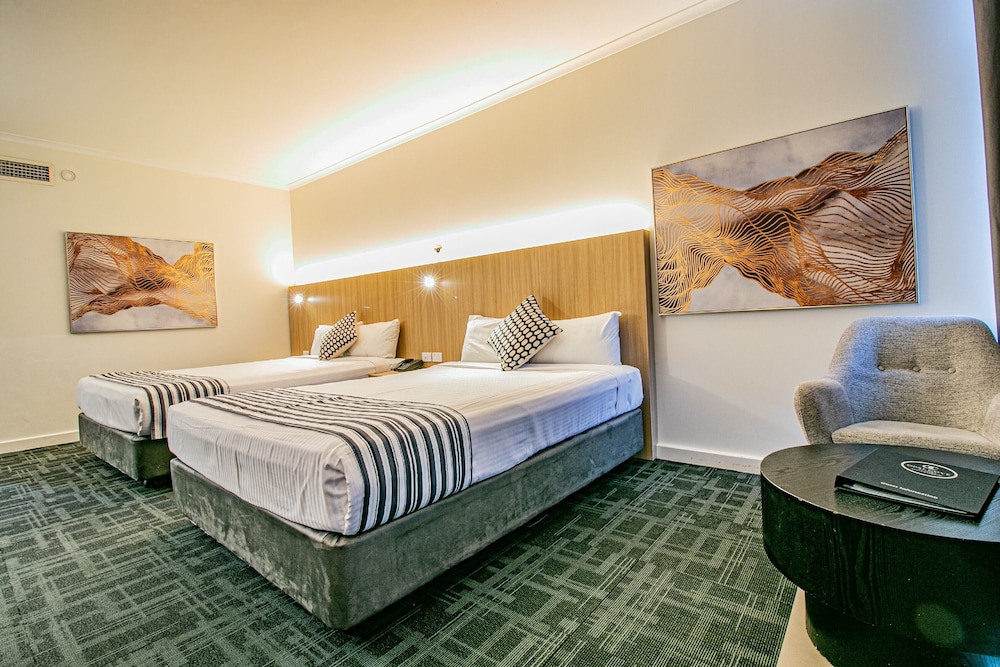 Opal Cove Resort 17/72