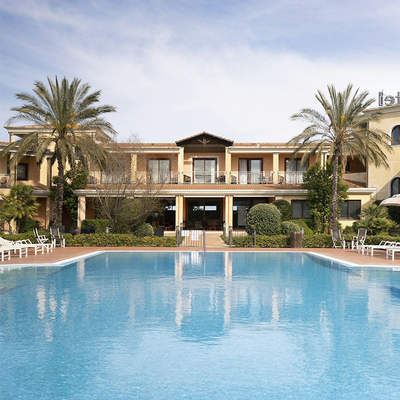 Hotel Santa Gilla 6/66