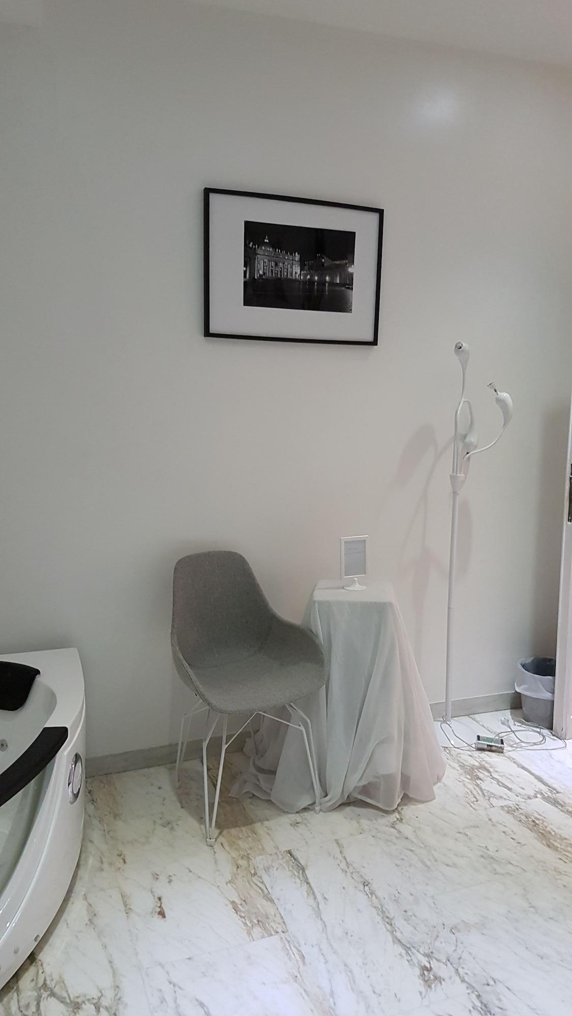 Rome Vatican Suite 11/17