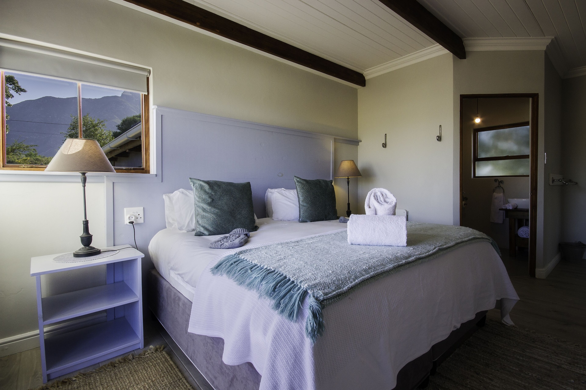 2 Bedrooms, Family, House, 2 Double Beds, 2 Bunk Beds