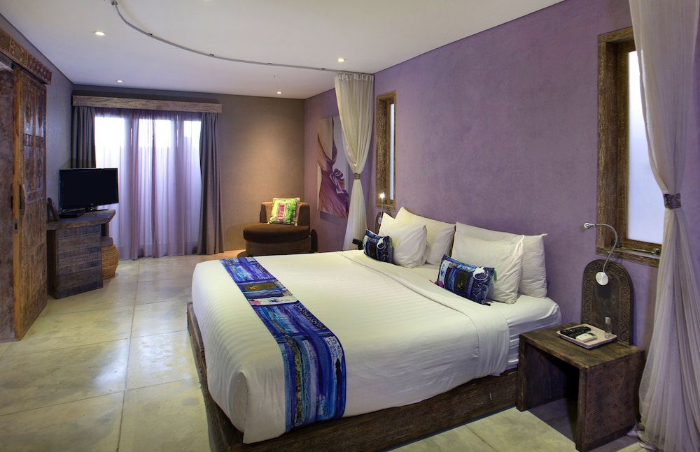 Blue Karma Dijiwa Seminyak 27/78