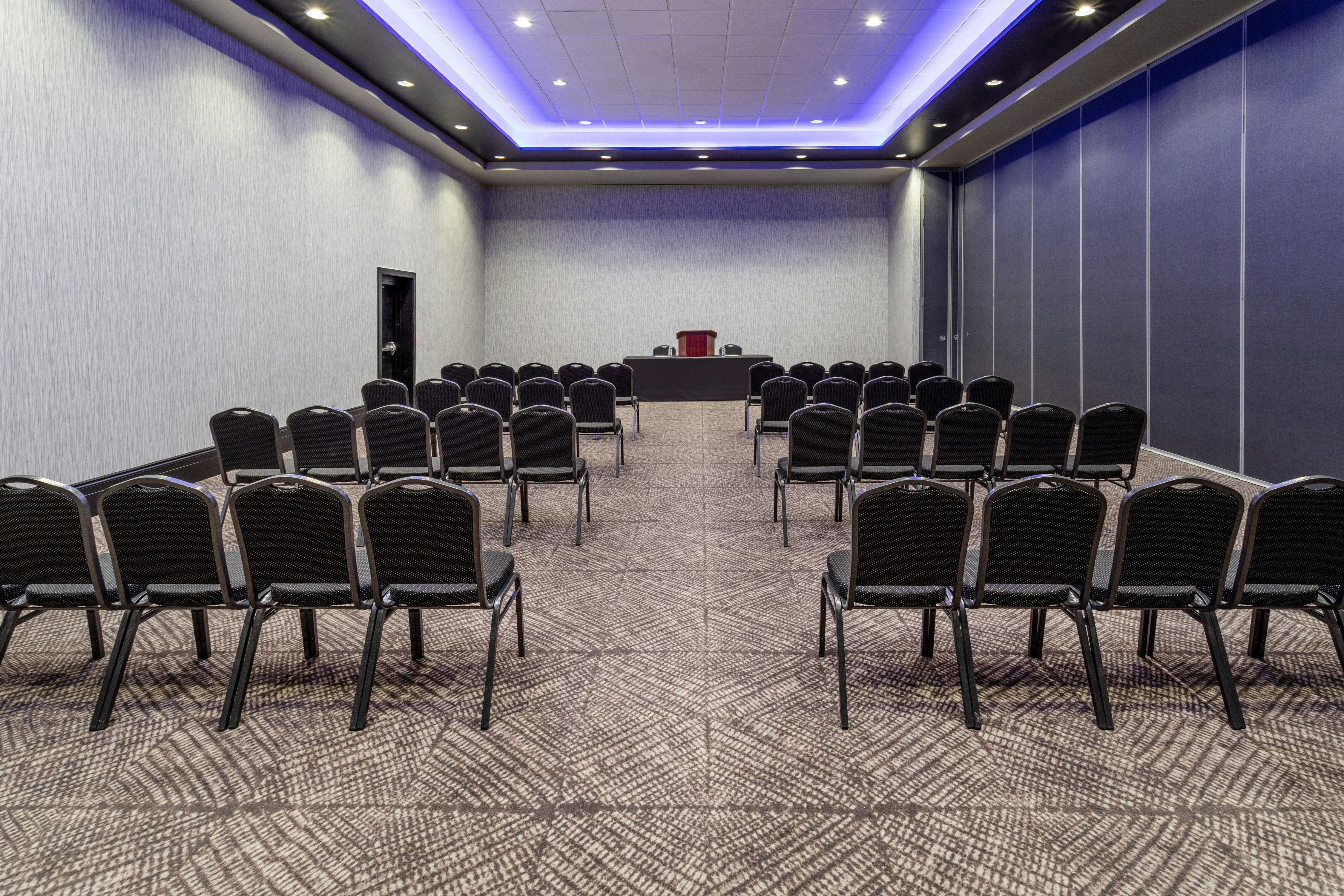 Hilton Garden Inn Hays 20/24