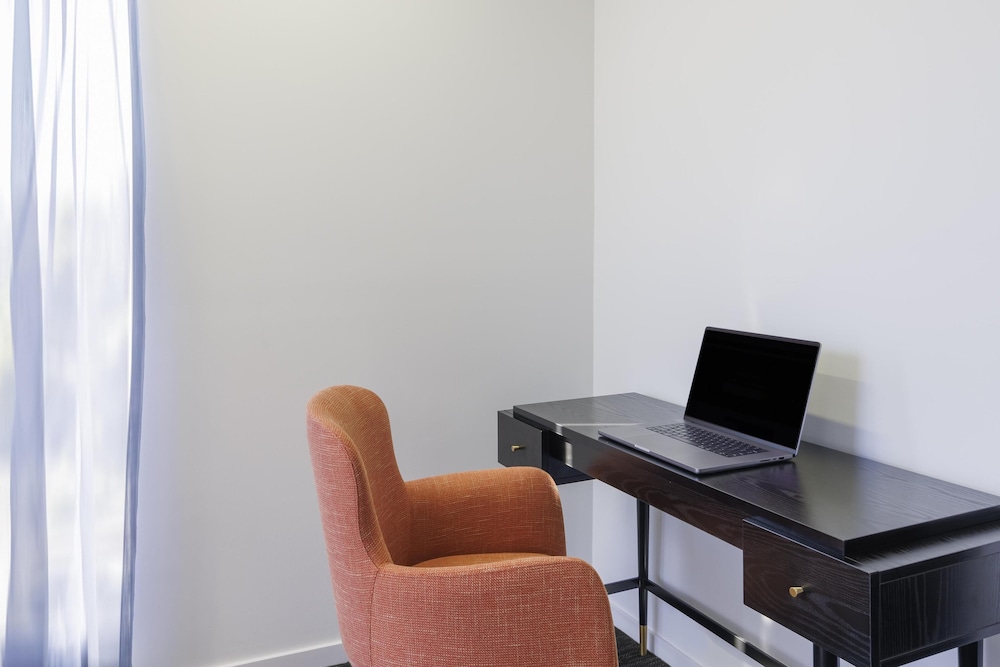 Oaks Melbourne St Kilda Road Hotel 54/64