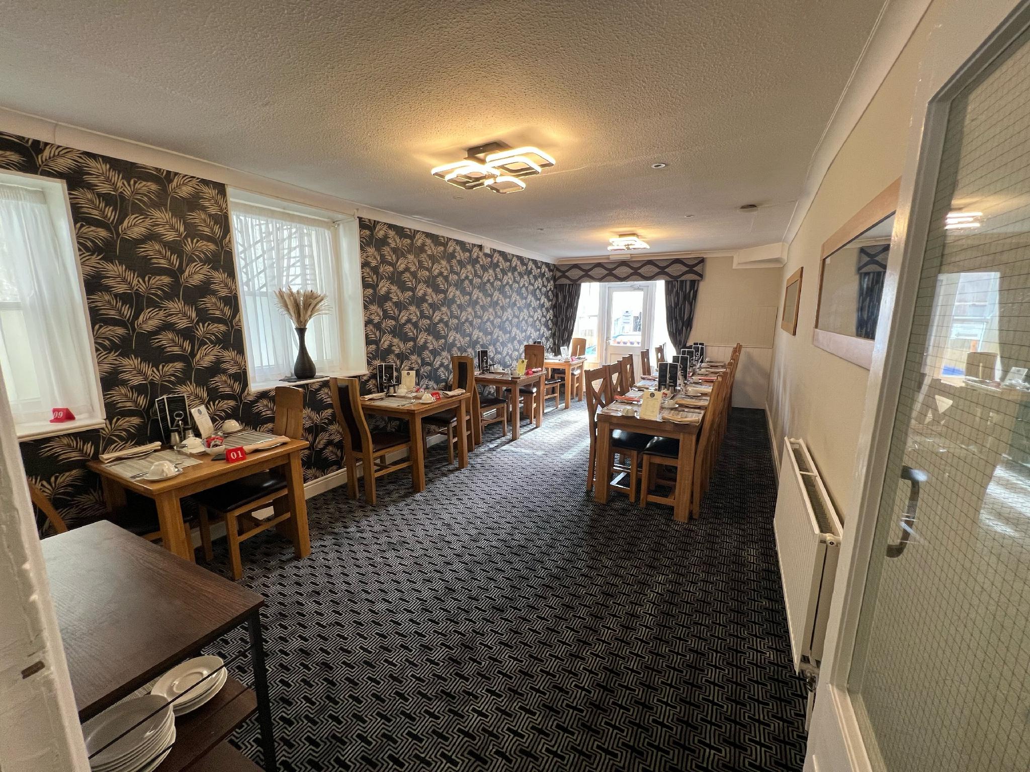 Lauriston Court Hotel 26/30