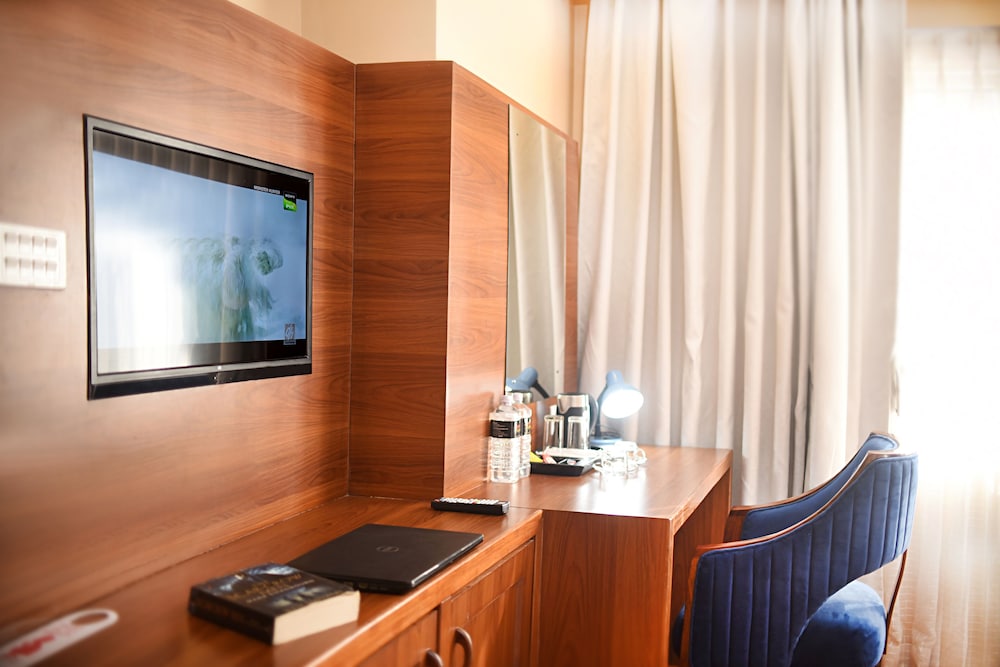 Kumari Boutique Hotel 39/50