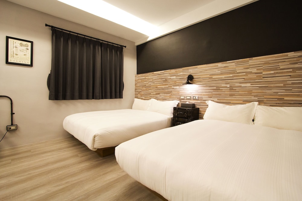 RA Guesthouse 24/73