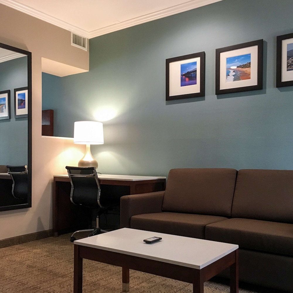 MainStay Suites Orange County John Wayne Airport 44/57
