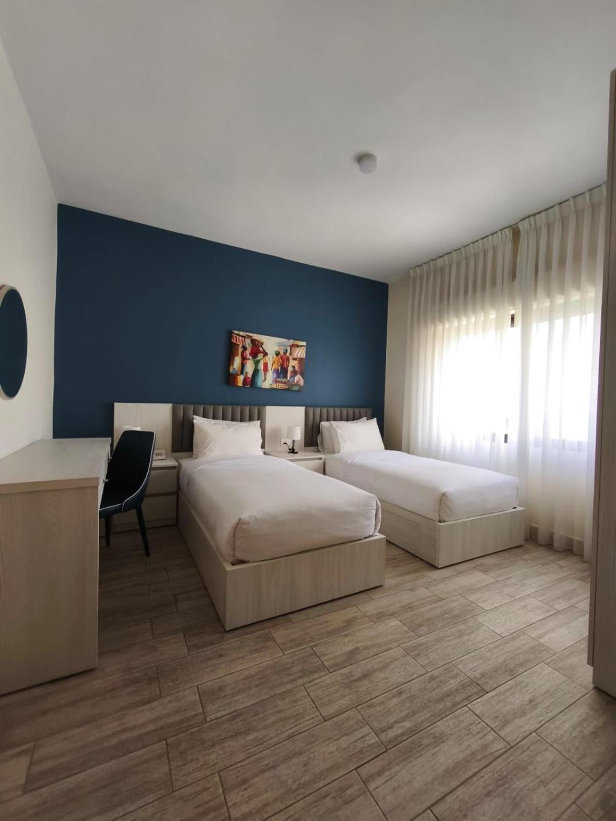 One Bedroom Apartment