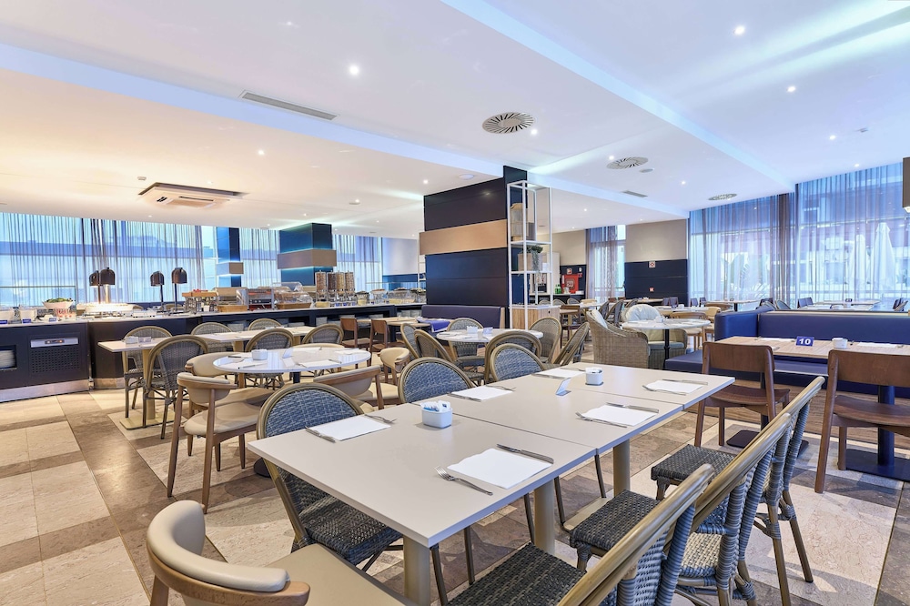 TRYP by Wyndham Lisboa Caparica Mar 30/49