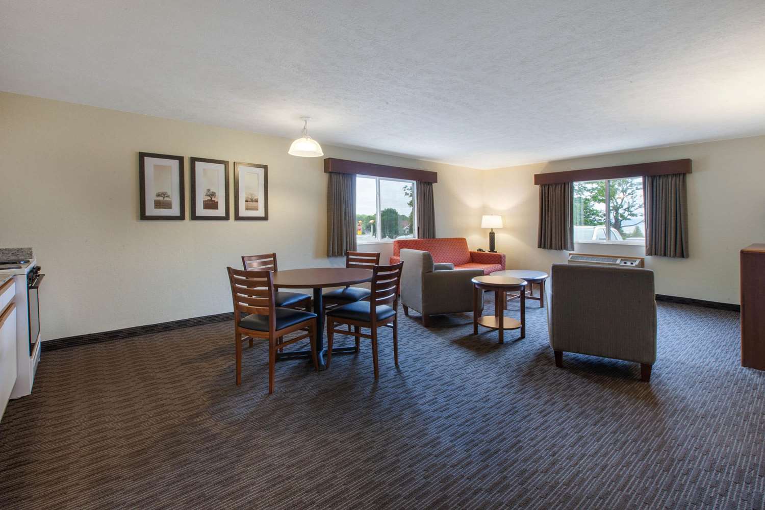 Quality Inn Petoskey 9/18