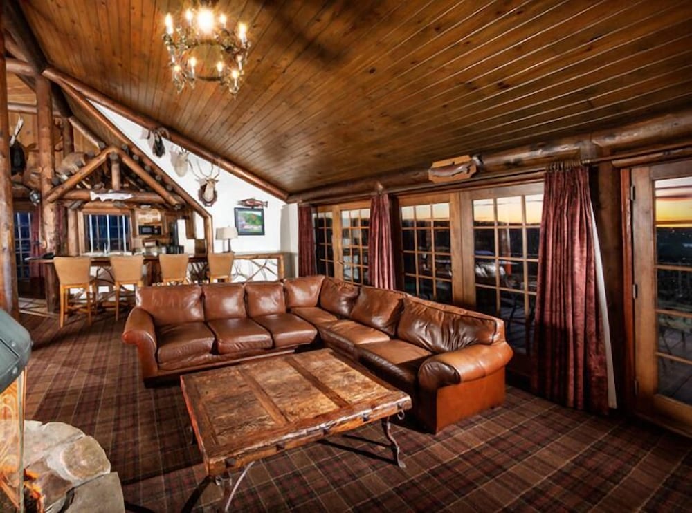 Big Cedar Lodge 51/66