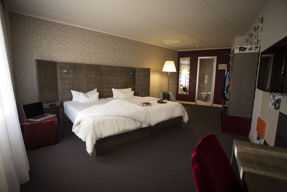 Pentahotel Reading 12/60