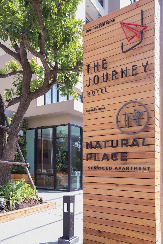 The Journey Hotel 4/65