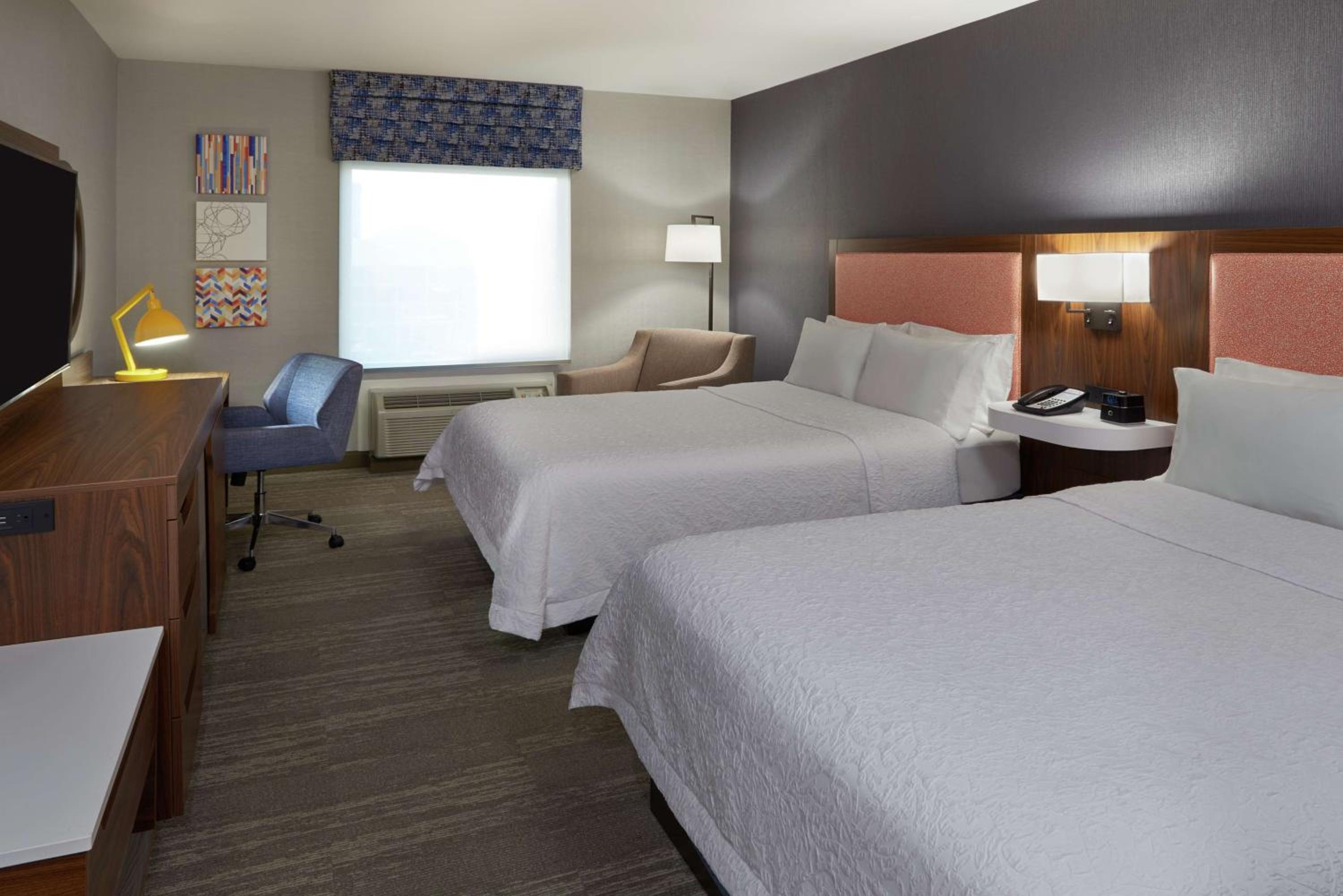 Room, King Bed, 2 Queen Beds