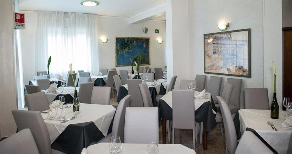 Anny Hotel 39/53