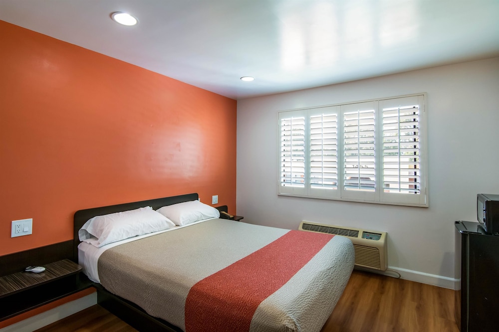 Motel6 Monterey Park, CA 16/47