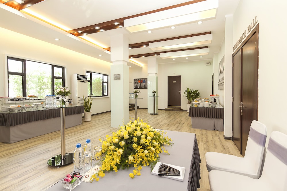 Vien Dong Hotel 37/50