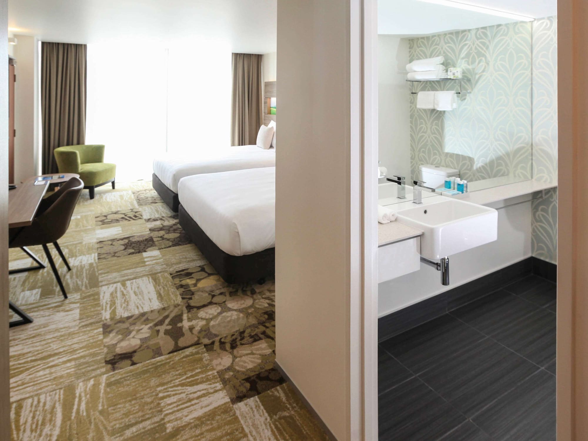 SUPERIOR, 2 QUEEN BEDS