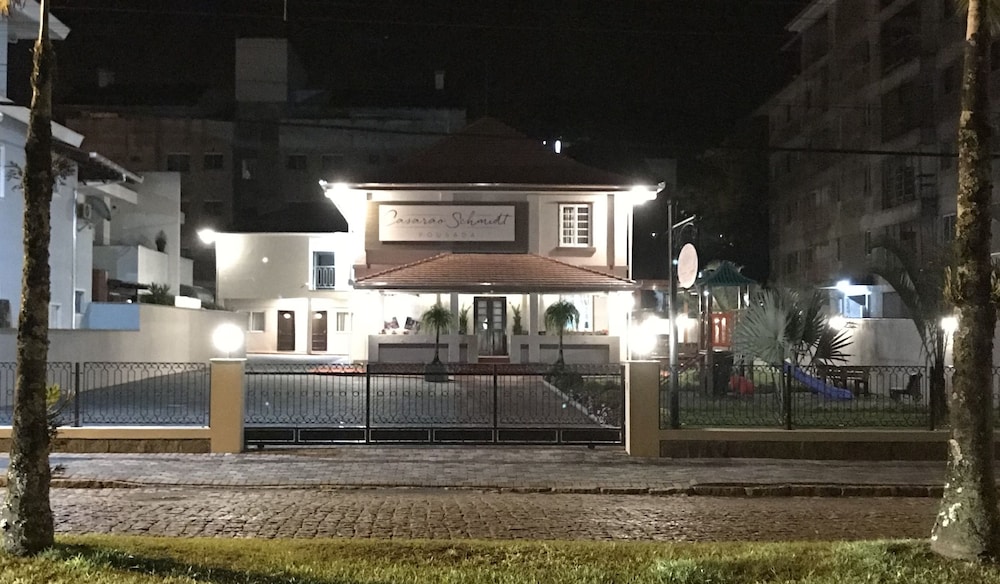 POUSADA CASARAO SCHMIDT 5/50