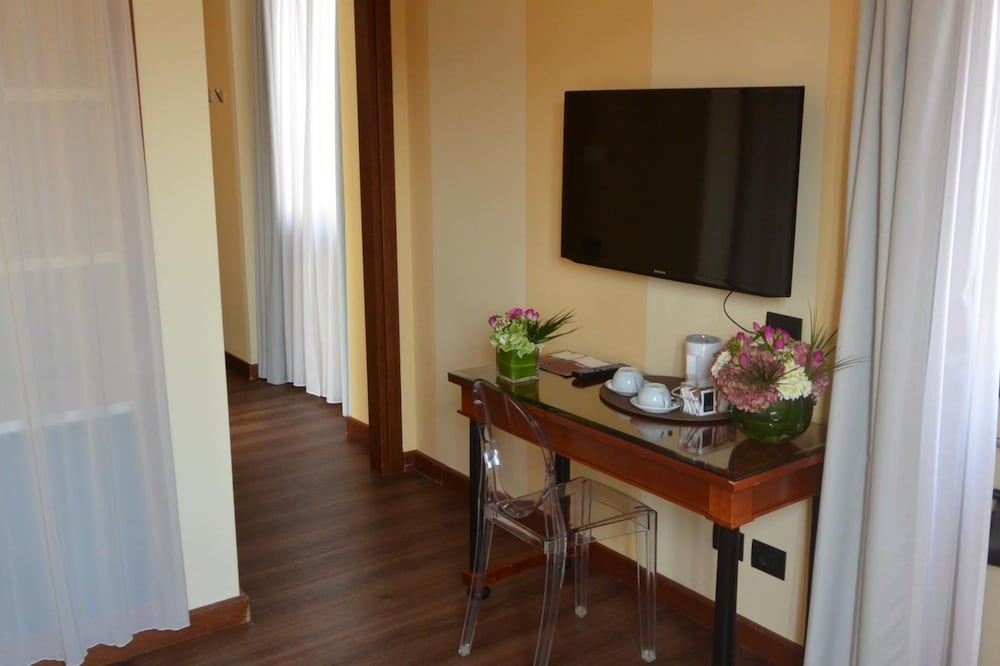 Hotel Gran Duca Di York 44/51