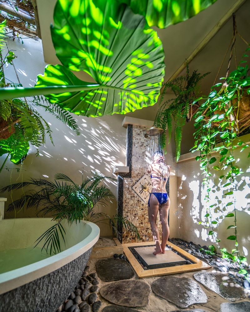 Royal River Luxury Hotel (Adults Only +16) 70/75