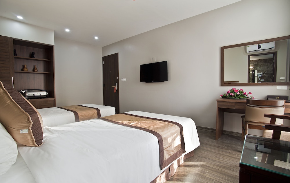 Victor Hotel Cau Giay 8/16