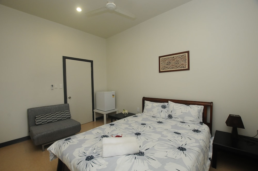 Talofa Inn 17/50