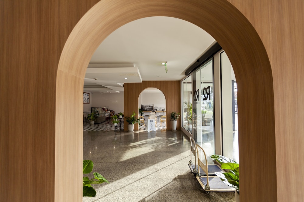 R2 Hotel Chiangmai 4/50