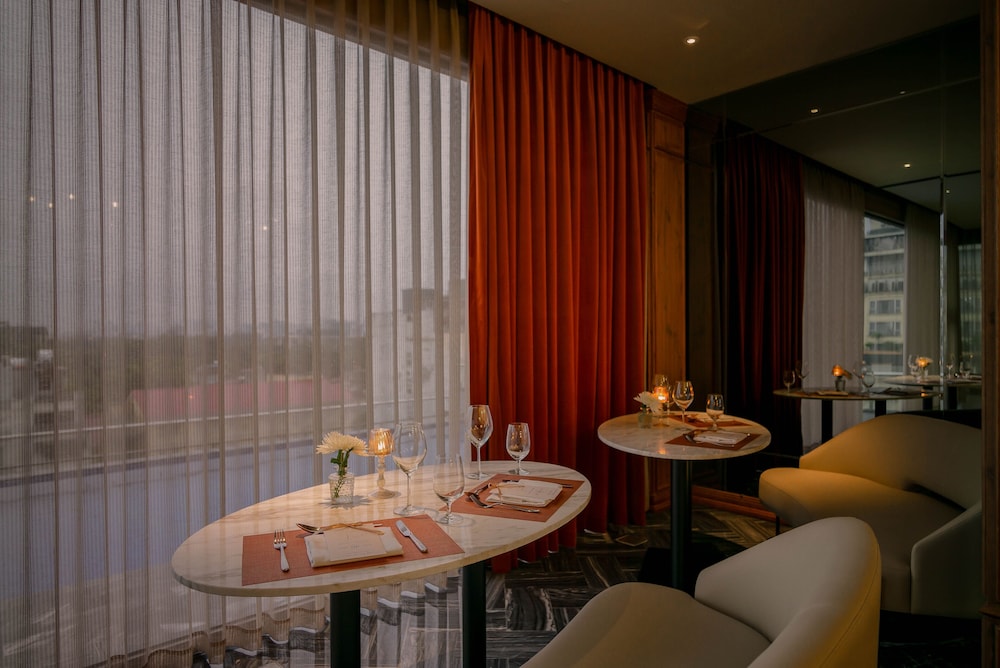 Le Jardin Hotel Haute Couture 58/76