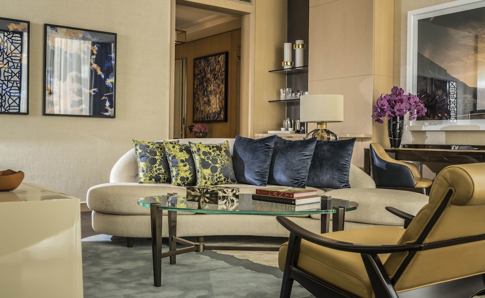 Four Seasons Hotel Dubai International Financial Centre 59/86