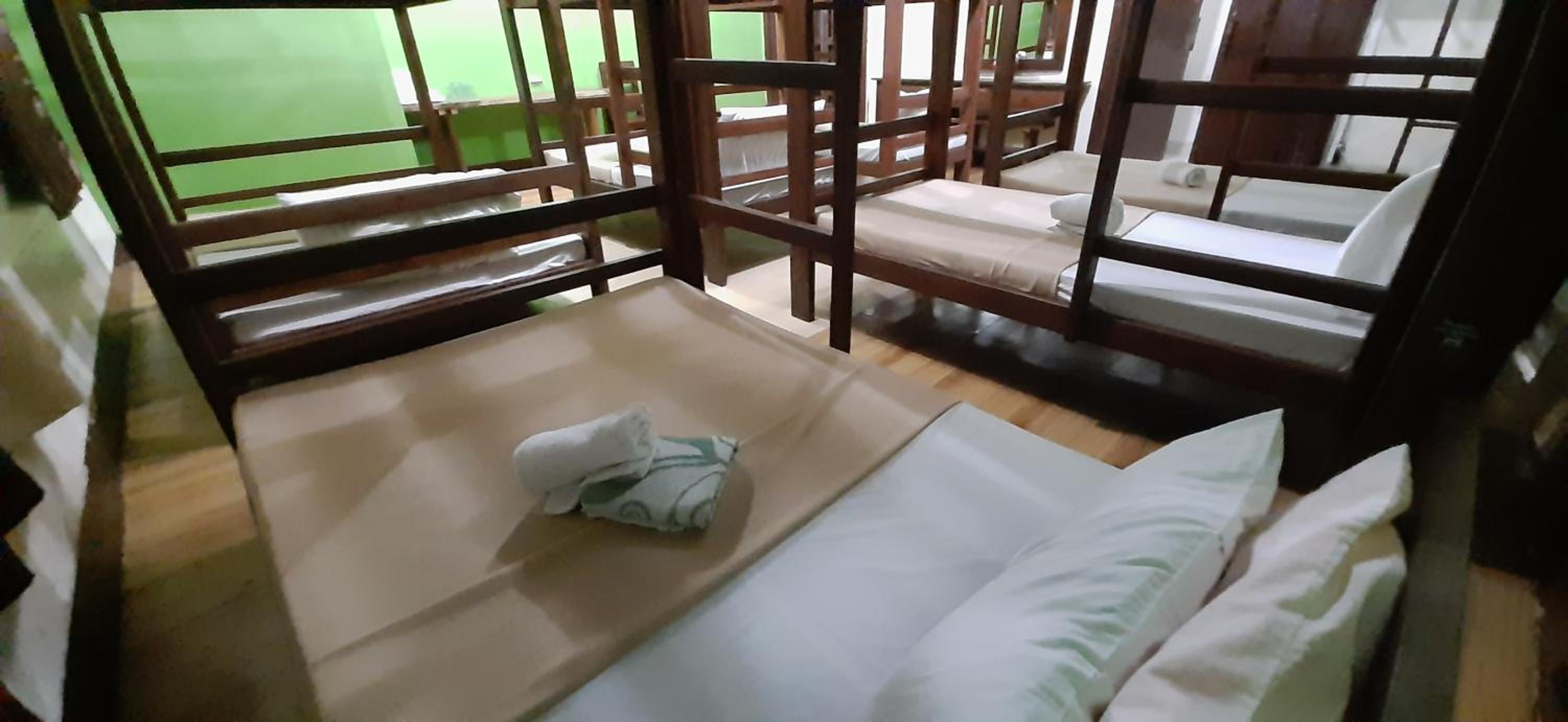 Zen Rooms Calle Crisologo Vigan 17/50