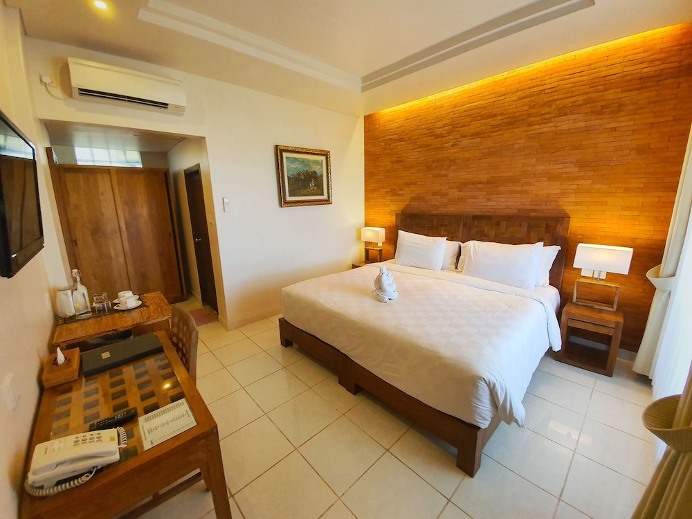Hotel Genggong 5/69