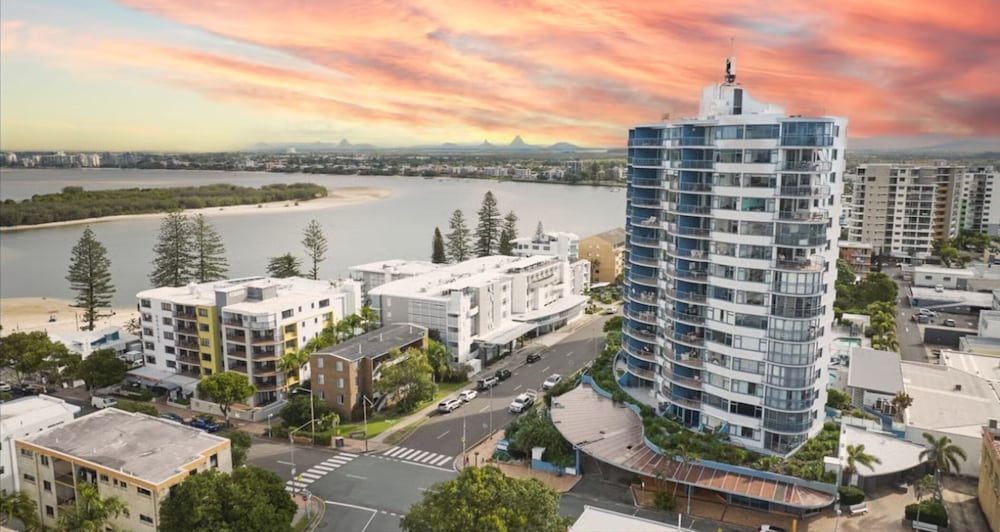 Centrepoint Holiday Apartments 2/50