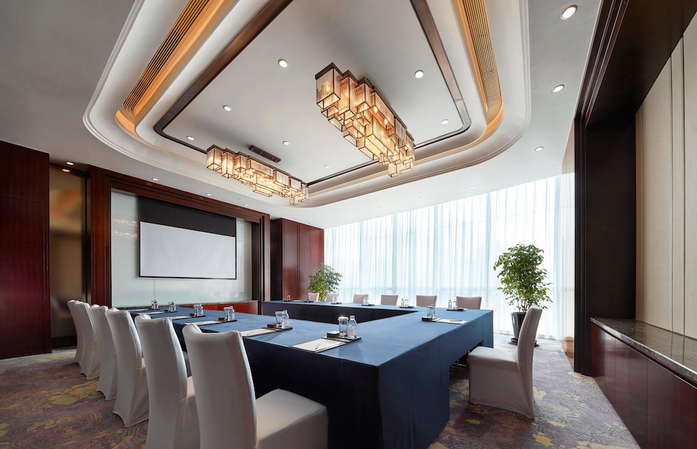 Shangri-la Hotel, Yiwu 64/75
