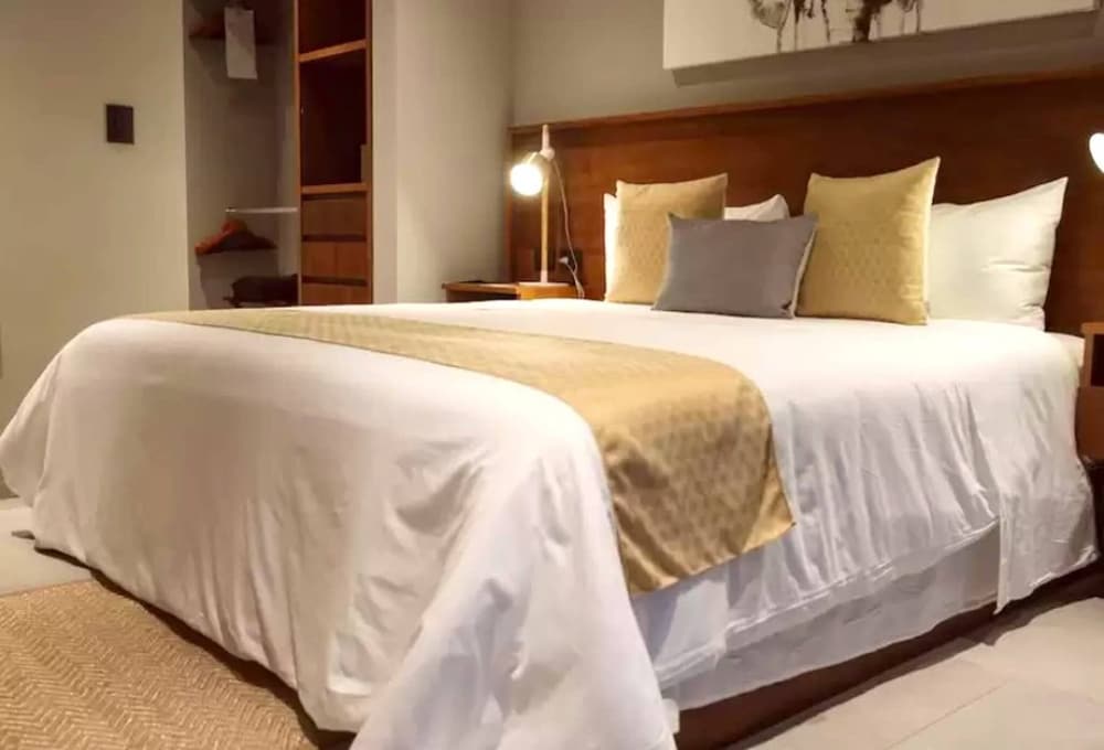 IT Boutique Hotel and Restaurant 20/73